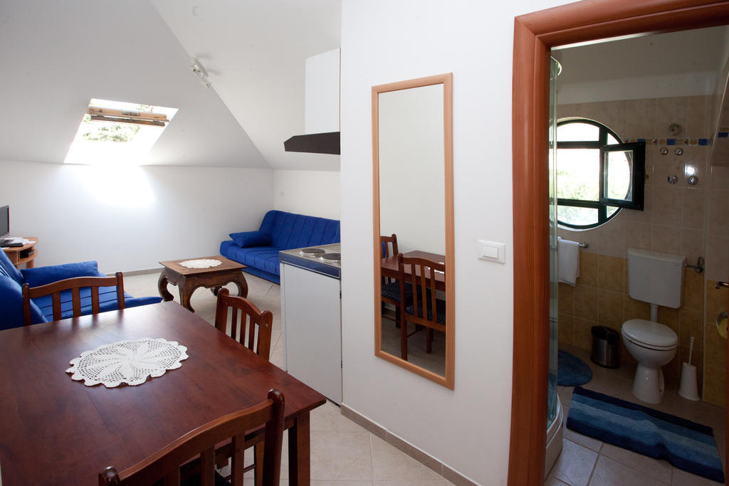 Yacht Beach Apartments Kaštela Exteriér fotografie