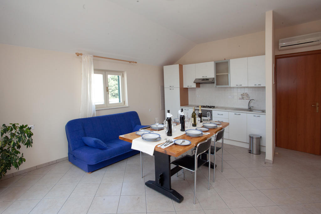 Yacht Beach Apartments Kaštela Exteriér fotografie