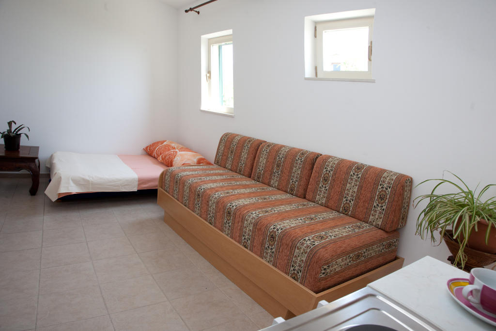 Yacht Beach Apartments Kaštela Pokoj fotografie